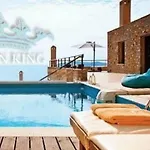 Golden King Villa *