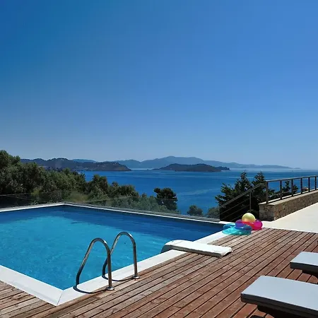 Golden King Villa