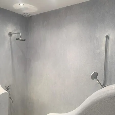 Golden King Vasilias (Skiathos)