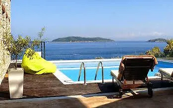 Villa Golden King *