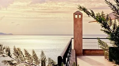 Golden King Villa