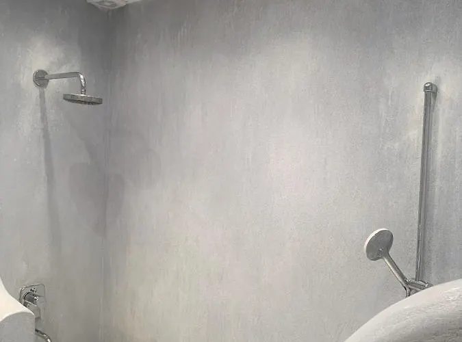 Golden King Vasilias (Skiathos)